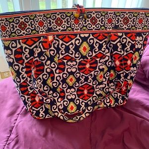Vera Bradley bag with laptop sleeve